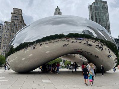 "The Bean" (Cloud Gate) in Chicago.
