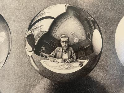 Detail of one of the reflection ball pieces.